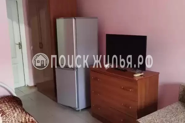 Частный сектор «Зеленый дом с бассейном»