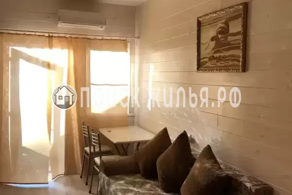 Частный сектор «Зеленый дом с бассейном»