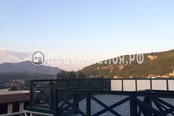 Частный сектор «Зеленый дом с бассейном»