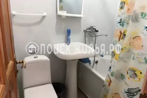 Частный сектор «Зеленый дом с бассейном»