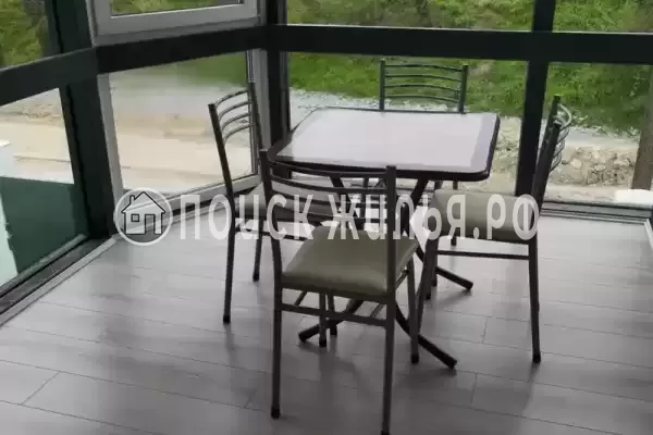 Частный сектор «Зеленый дом с бассейном»