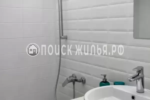 «На школьной»