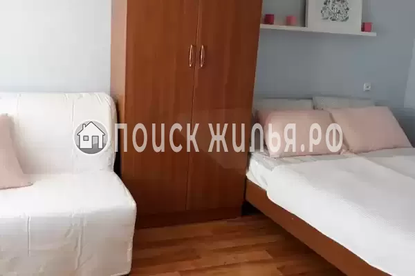 «На школьной»