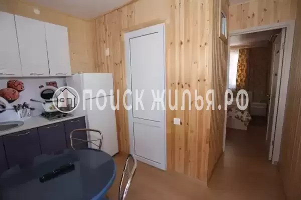 «На Набережной»