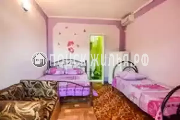 «У реки Вулан»