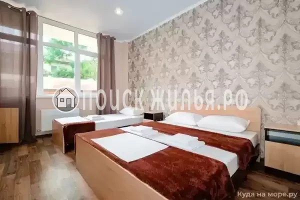 «Изумрудные холмы»