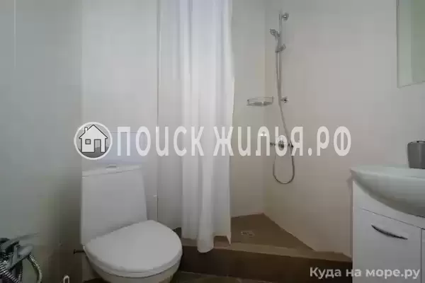 «Изумрудные холмы»