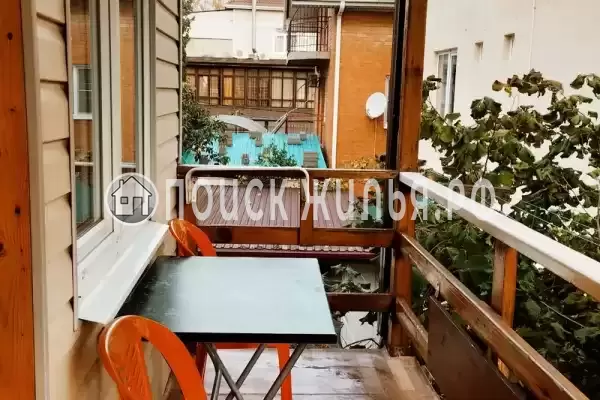 «Белый ирис»