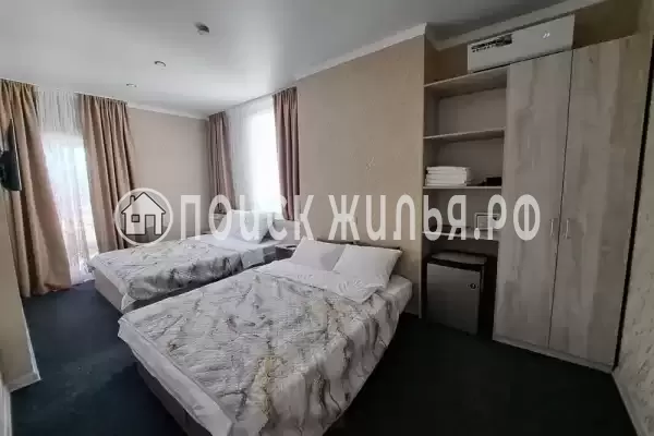 Отель «Изумруд»