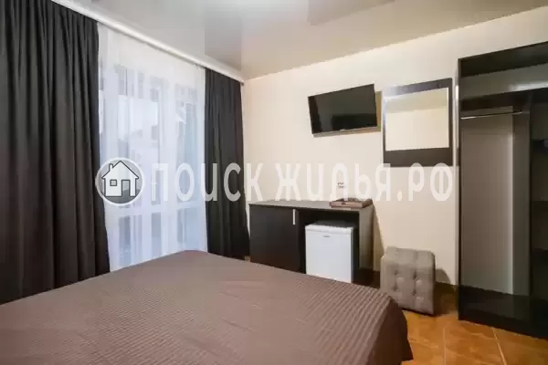 Отель «Анютины глазки»