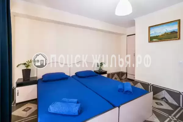 Отель «Анютины глазки»