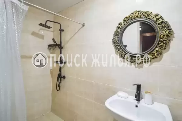 Отель «Анютины глазки»