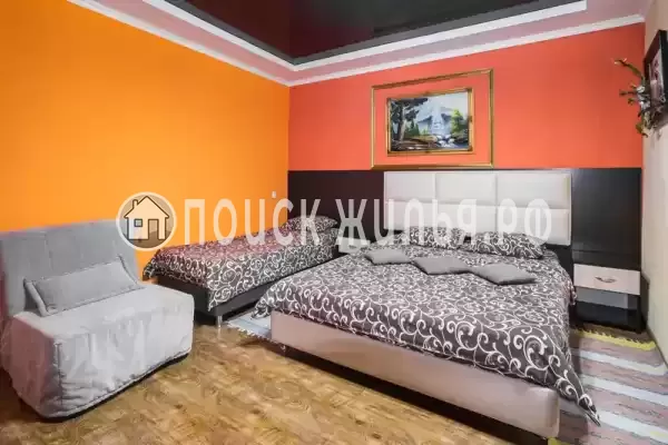 Отель «Анютины глазки»