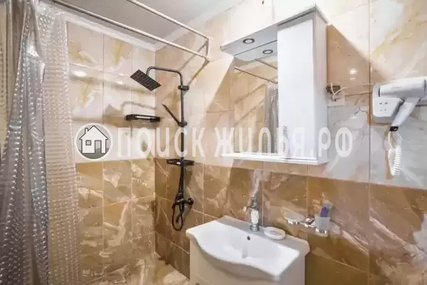 Отель «Анютины глазки»