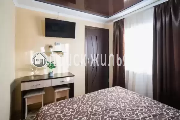 Отель «Анютины глазки»