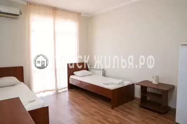 «На Единства»