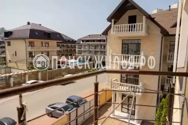 «На Единства»