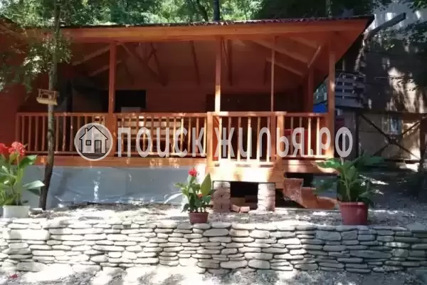 Частный сектор «Домик под клëнами» Частный сектор «Домик под клëнами»