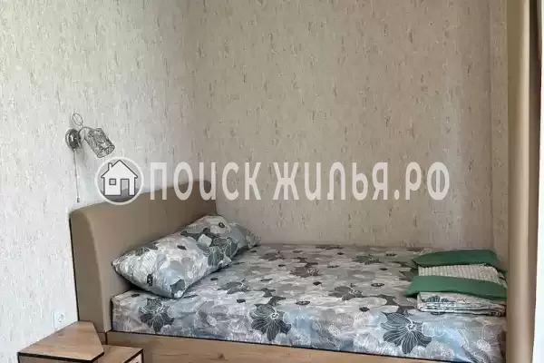 Частный сектор «Трехкомнатные апартаменты на Изумрудной»