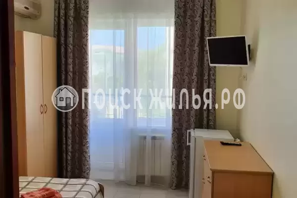 «Янис» «Янис»