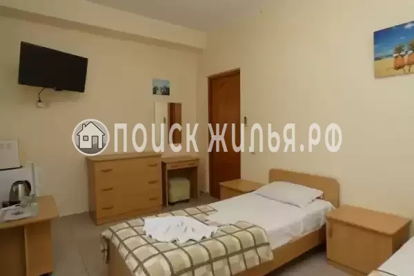 «Янис» «Янис»