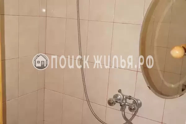 «У тети Вали» «У тети Вали»