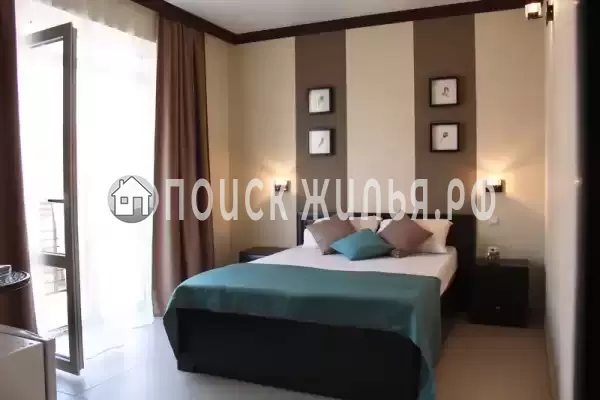 Бирюзовая, д.1