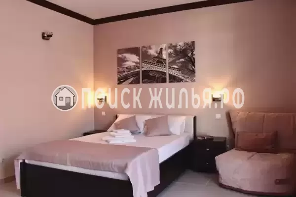 Бирюзовая, д.1