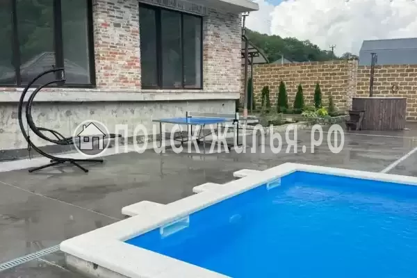 Частный сектор «Дом с бассейном на Персиковой»