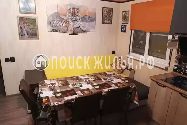 Квартира «Двухкомнатная квартира -этаж частного дома»