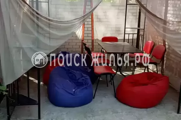 Квартира «Двухкомнатная квартира -этаж частного дома»