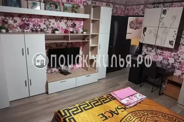 Квартира «Двухкомнатная квартира -этаж частного дома»