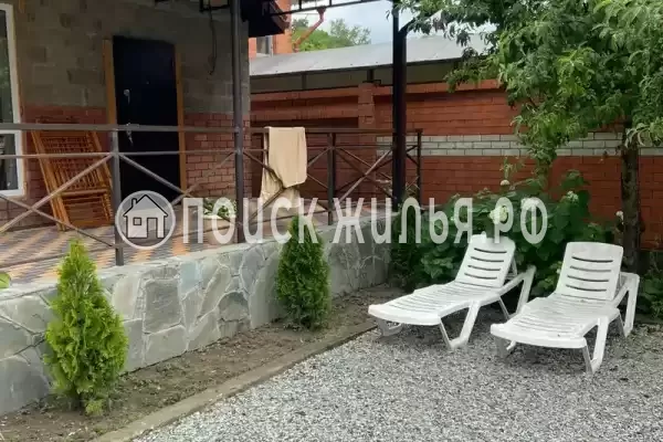 Частный сектор «Отдельный домик на 5−6 человек»