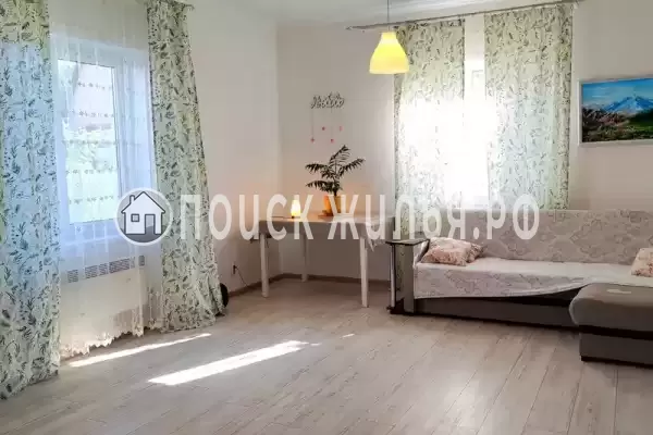 Частный сектор «Дом у моря в окружении гор»