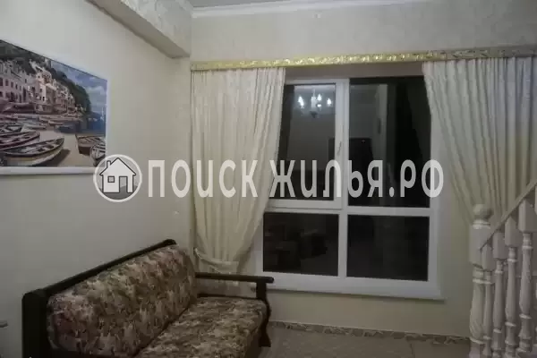 Апартаменты «2-х уровневые апартаменты на Южных культурах»