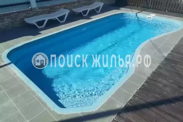 Частный сектор «Дом с бассейном в Голубой бухте»