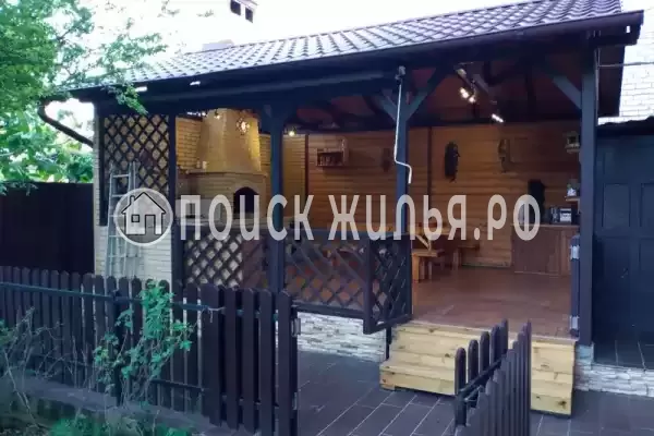 Частный сектор «Дом с бассейном в Голубой бухте»