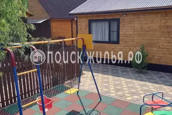 Частный сектор «Коттедж на Клубничной»