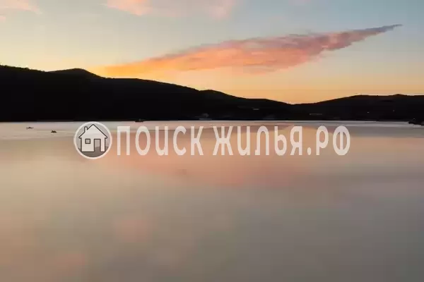 Частный сектор «Деревянный домик у озера Абрау»