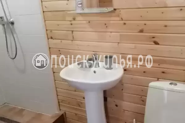 Частный сектор «Деревянный домик у озера Абрау»