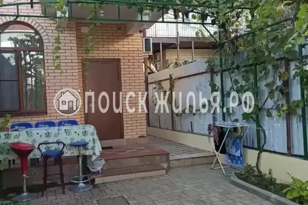 Частный сектор «Домик на Колхозной»