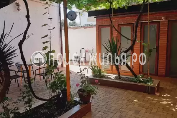 Частный сектор «Уютный дом на Херсонской на 9 гостей»