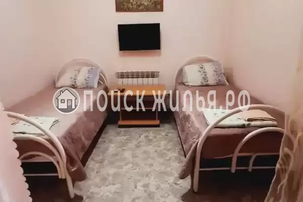 Частный сектор «Уютный дом на Херсонской на 9 гостей»