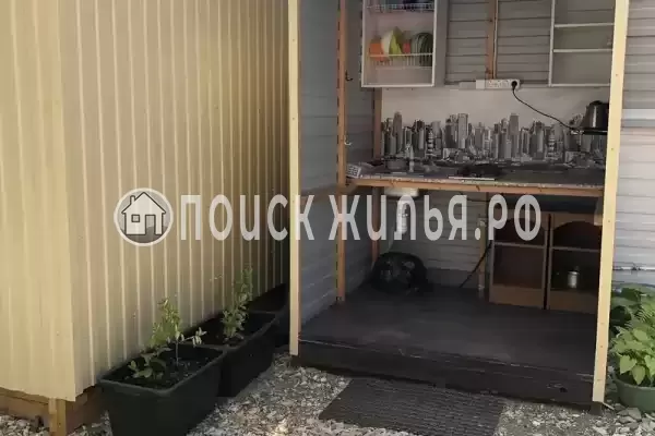 Частный сектор «Дом с бассейном и детской площадкой»