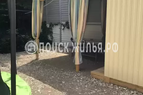 Частный сектор «Дом с бассейном и детской площадкой»