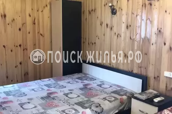 Частный сектор «Дом с бассейном и детской площадкой»