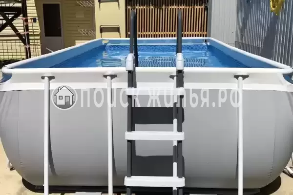 Частный сектор «Дом с бассейном и детской площадкой»