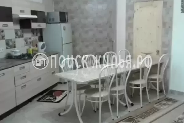 Частный сектор «Таунхаус на 4−8 человек»