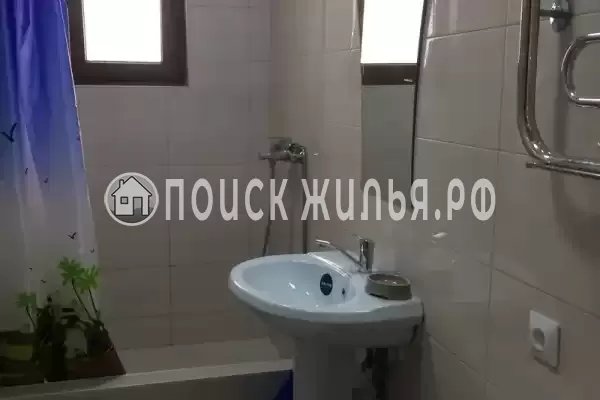 Квартира «Трёхкомнатная квартира в доме»