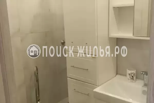 Частный сектор «Трёхэтажный таунхаус в 5 минутах от моря» Частный сектор «Трёхэтажный таунхаус в 5 минутах от моря»